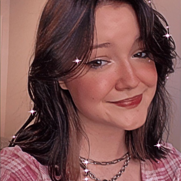 Meet your Posher, CJ - Picture 1 of 1